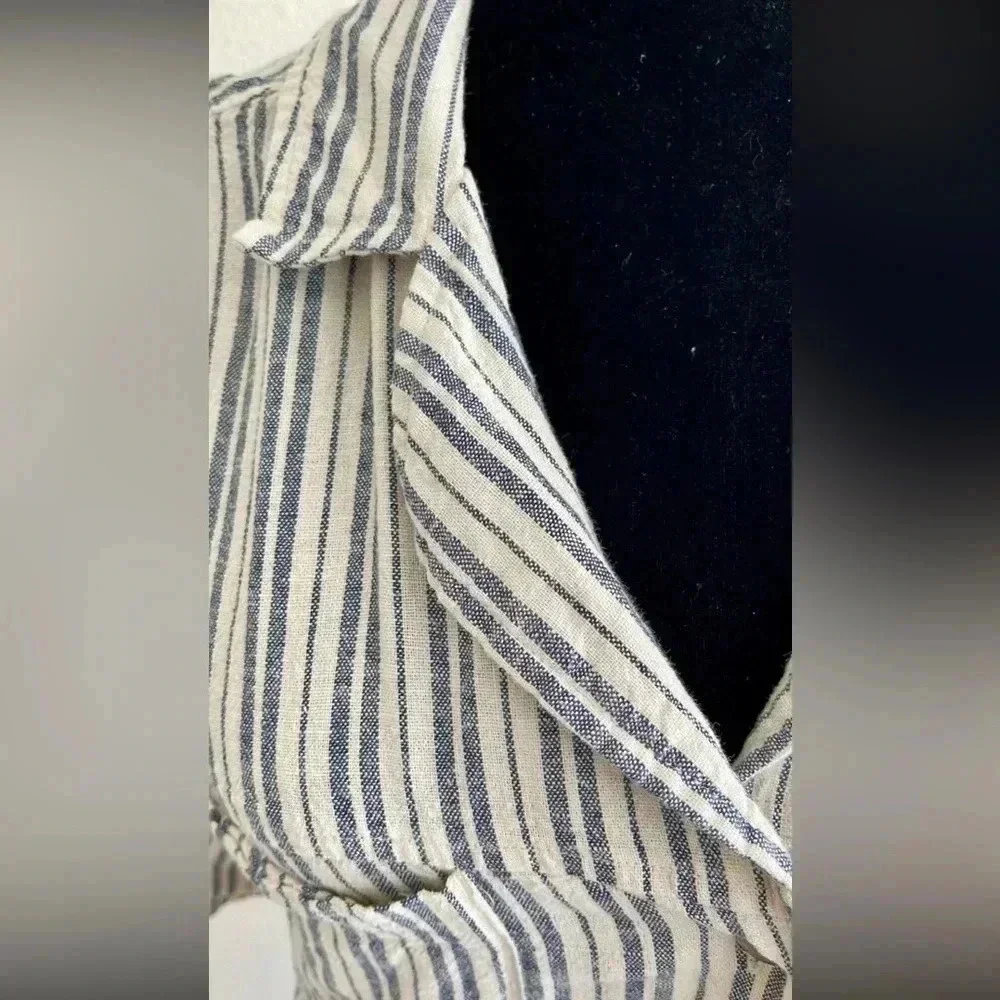 Short Sleeve Long Button Down Relaxed Fit - Picture 2 of 2